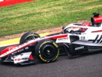 17-Esteban Ocon